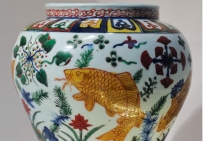 明嘉靖五彩鱼藻纹罐  高23.2cm|波士顿美术馆藏