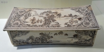 金代磁州窑山水画瓷枕  宽43.5cm|波士顿美术馆藏